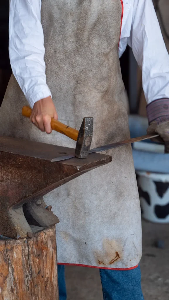 stage de forge fabriquer son couteau en valais