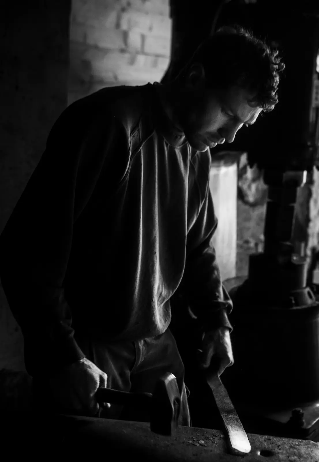 forgeron en valais artisan fer forgé